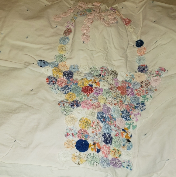 Vintage 1940's Handmade Quilt - Picture 4 of 6